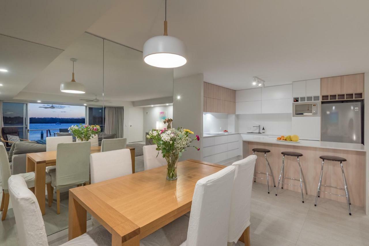 Anchorage - Riverfront Luxury On Gympie Terrace นูซาวิลล์ ภายนอก รูปภาพ